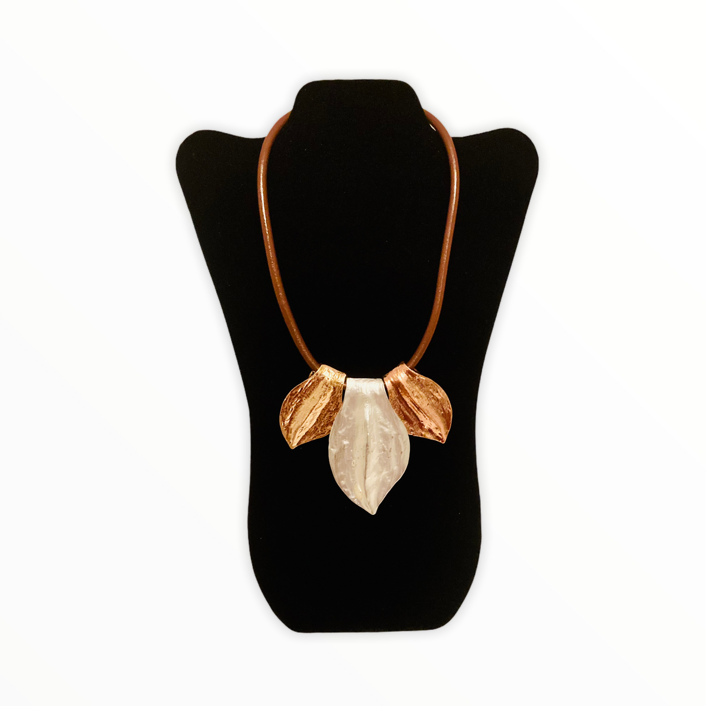 Beautiful Antique Hammered Short Necklace